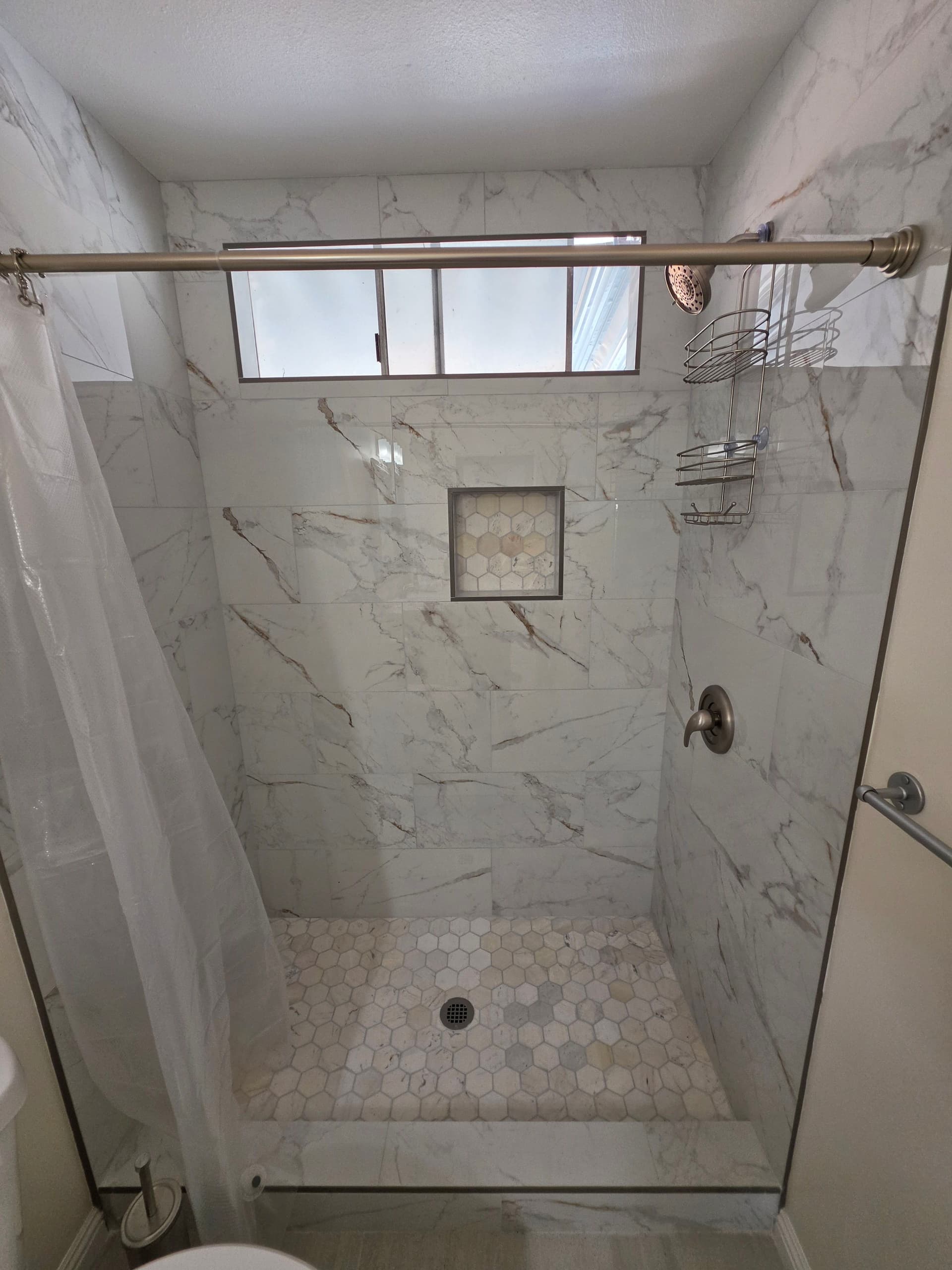 Gallery photos for Full Home Remodel - Kitchen, Two Bathrooms, and Fresh Paint: Image #2
