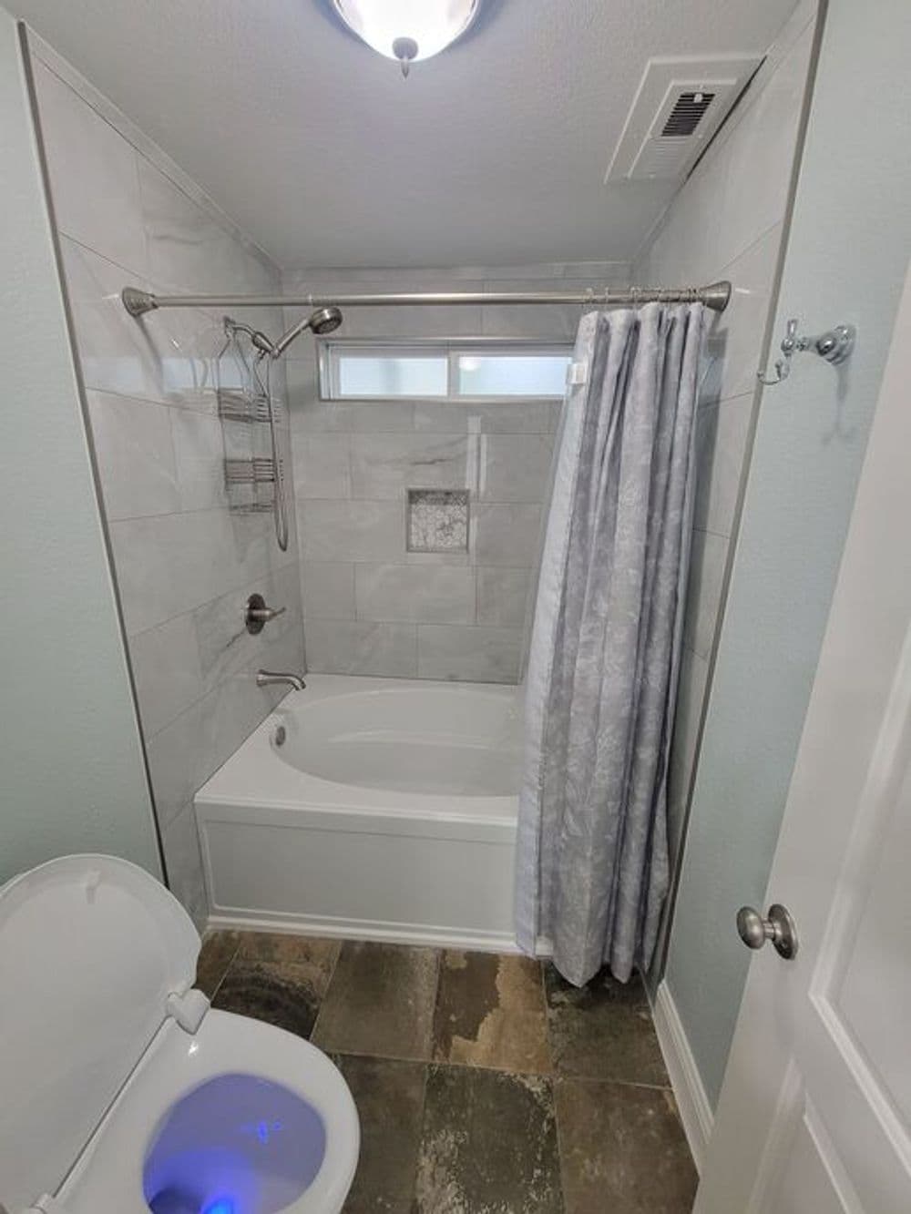 Gallery photos for Full Home Gut Renovation - Kitchen, Bathroom, Patio and Planter: Image #6