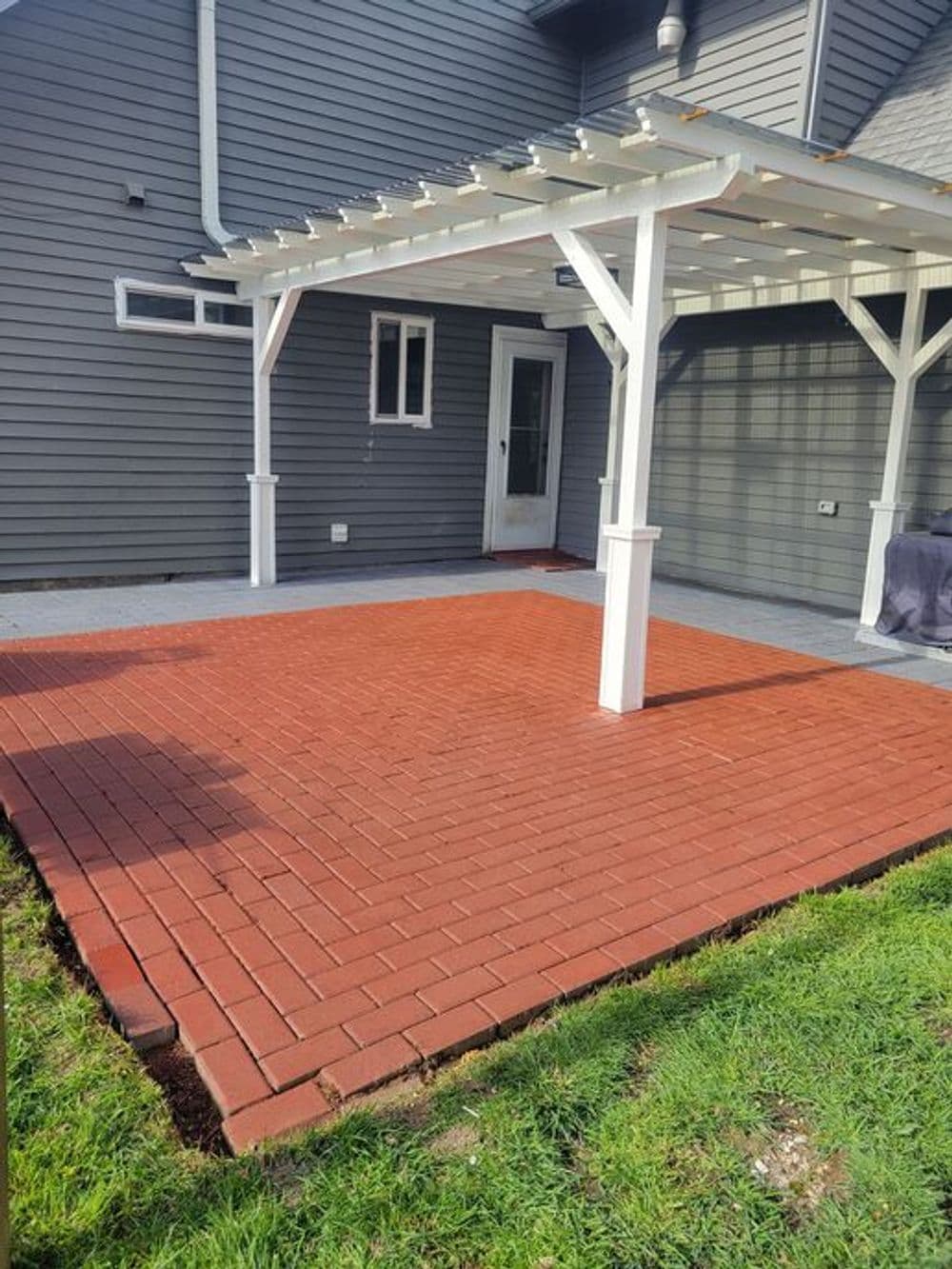 Gallery photos for Full Home Gut Renovation - Kitchen, Bathroom, Patio and Planter: Image #11