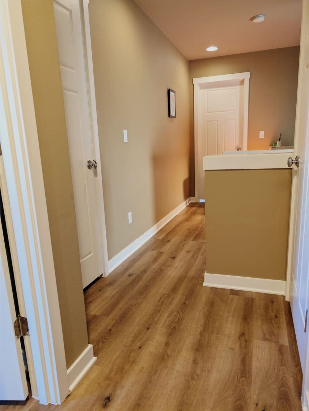 Gallery photos for Carpet Removed, Hardwood Flooring Installed on Stairs: Image #4